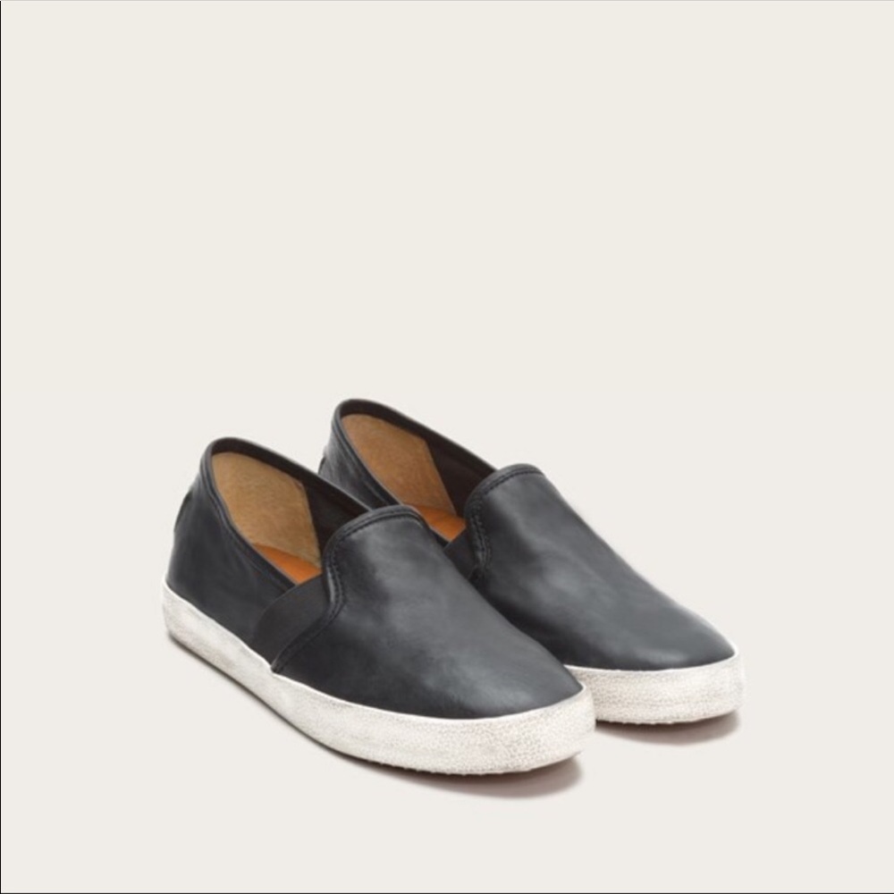 Frye Dylan leather slip on shoes NWOB size 9.5